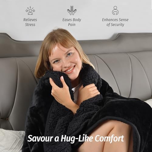Black fleece queen weighted blanket 15 lbs — photo 4