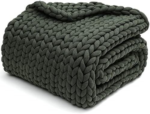 Forest green chunky knitted throw 10 lbs