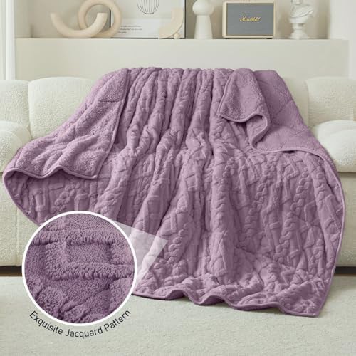Purple sherpa queen weighted blanket 15 lbs — photo 5