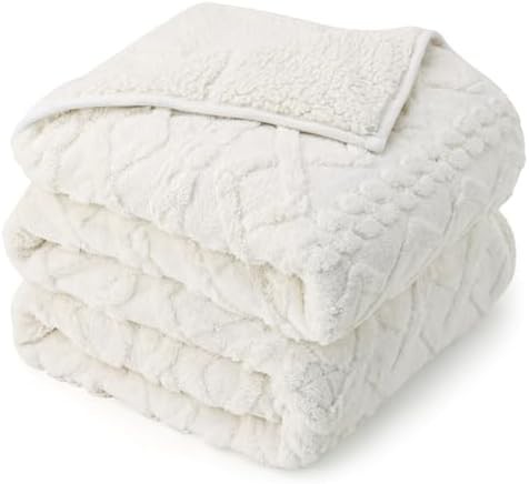 Cream white sherpa weighted blanket 15 lbs