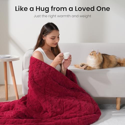 Red sherpa weighted blanket 15 lbs — photo 4