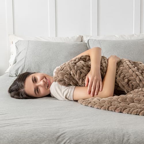 Brown chunky knit weighted blanket 15 lb
