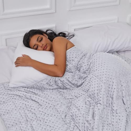 Light grey velvet all season adult weighted blanket — photo 4