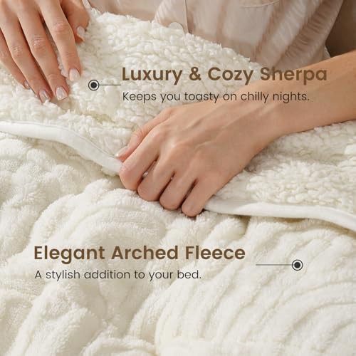 Reversible sherpa fleece weighted blanket 48 by 72 in — photo 3