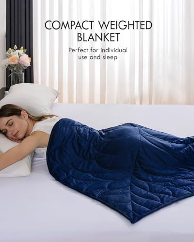 Navy blue leaf pattern lap blanket — photo 3